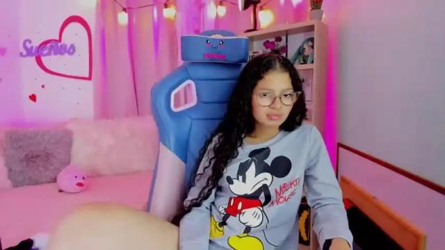 Image 8 of parys_rosse Stream on Chaturbate on 15 months ago
