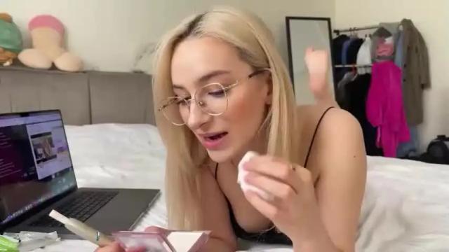 Image 8 of passionann Stream on Chaturbate on 15 months ago
