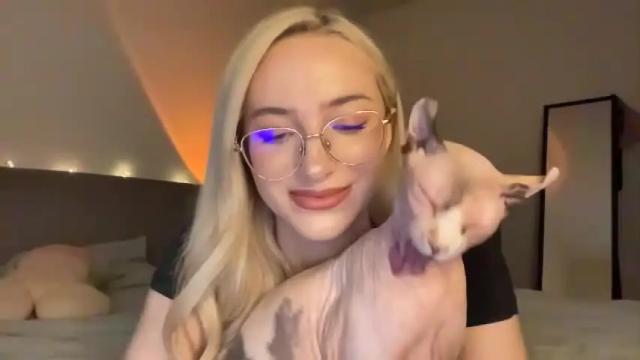 Image 10 of passionann Stream on Chaturbate on 18 months ago