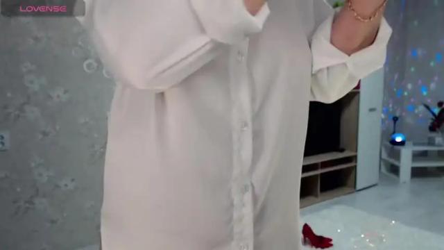 Image 11 of passionate_kiss Stream on Chaturbate on 19 months ago