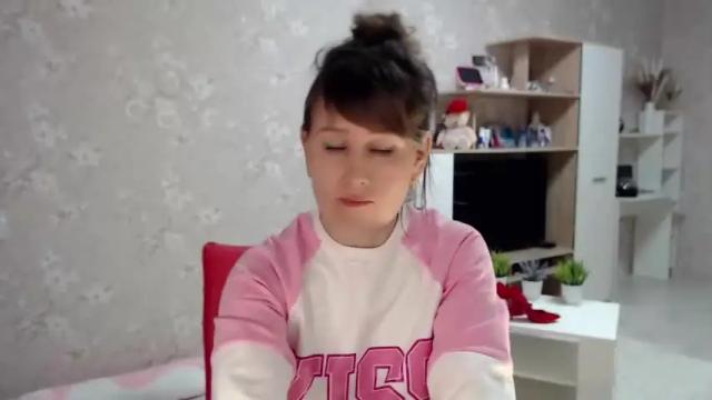 Image 12 of passionate_kiss Stream on Chaturbate on 13 months ago