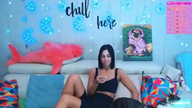 Image 2 of passionate_lora_ Stream on Chaturbate on 16 months ago