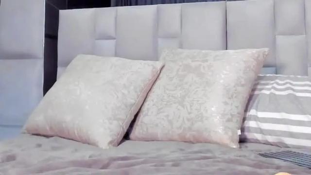 Image 4 of passionmacoll Stream on Chaturbate on 15 months ago