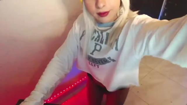 Image 3 of passthejoint421 Stream on Chaturbate on 18 months ago