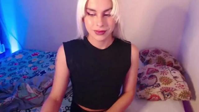 Image 10 of passthejoint421 Stream on Chaturbate on 14 months ago