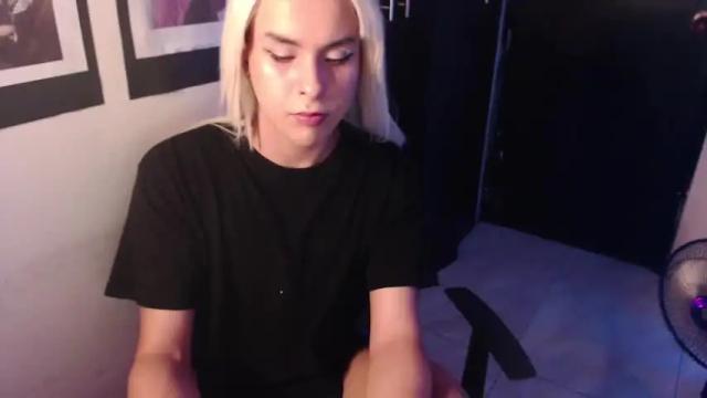 Image 8 of passthejoint421 Stream on Chaturbate on 14 months ago