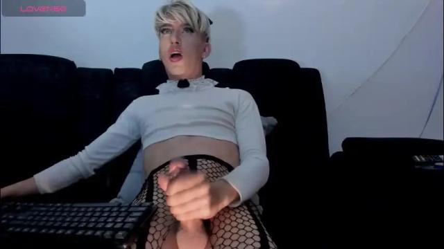 Image 10 of patrik_12 Stream on Chaturbate on 2 months ago