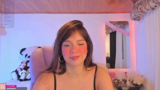 Image 4 of pau_cute Stream on Chaturbate on 14 months ago