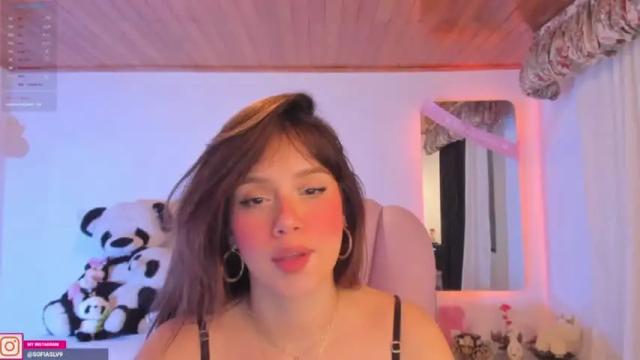 Thumbnail 2, pau_cute's Stream at Chaturbate, 13 months ago