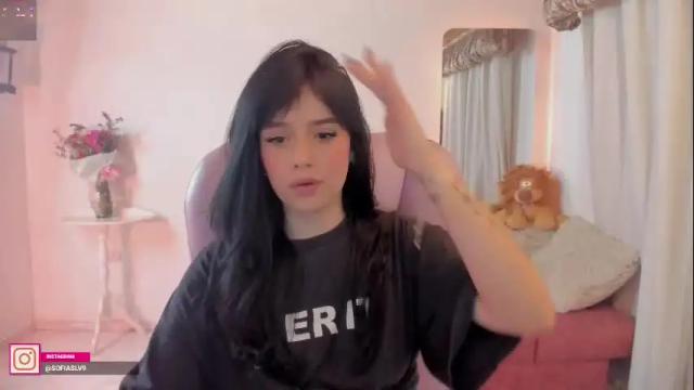 Image 4 of pau_cute Stream on Chaturbate on 17 days ago