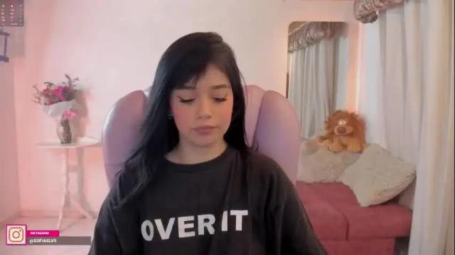 Image 6 of pau_cute Stream on Chaturbate on 17 days ago
