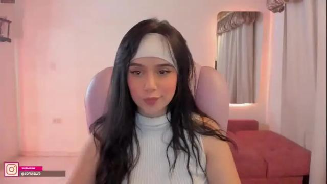 Image 12 of pau_cute Stream on Chaturbate on 8 days ago