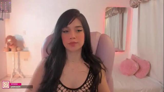 Image 6 of pau_cute Stream on Chaturbate on 5 days ago