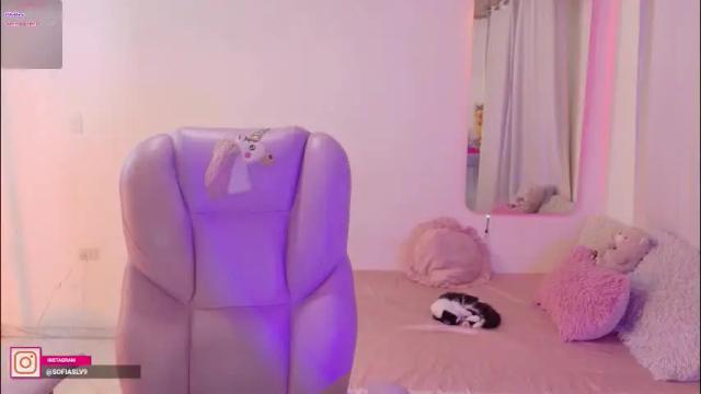 Thumbnail 3, pau_cute's Stream at Chaturbate, 2 months ago