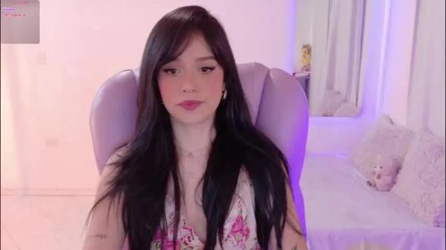 Image 7 of pau_cute Stream on Chaturbate on 1 month ago