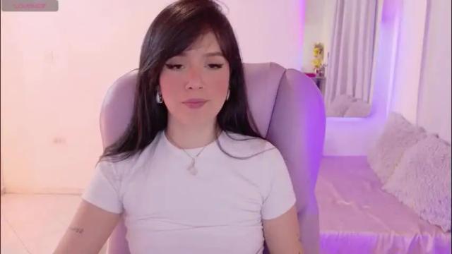 Image 6 of pau_cute Stream on Chaturbate on 23 days ago