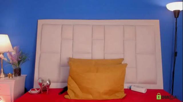Image 2 of pau_evanss Stream on Chaturbate on 1 month ago