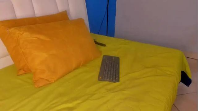Image 11 of pau_evanss Stream on Chaturbate on 3 months ago