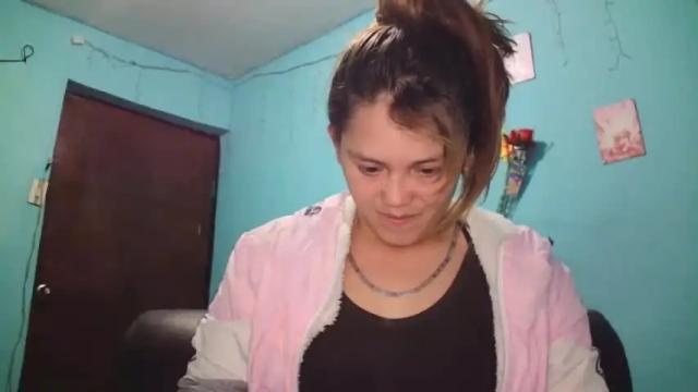 Image 10 of paula_9757 Stream on Chaturbate on 13 months ago