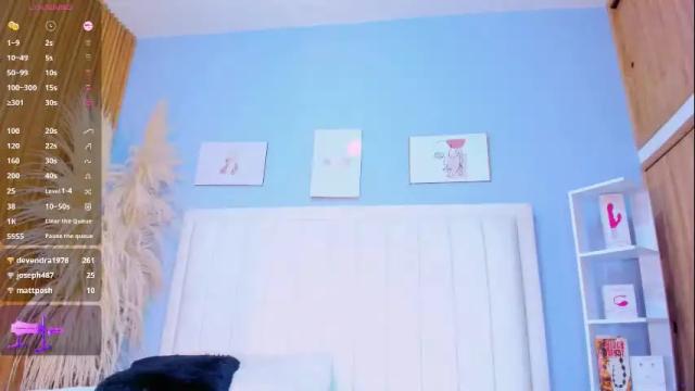 Image 3 of paula_brown18 Stream on Chaturbate on 1 month ago
