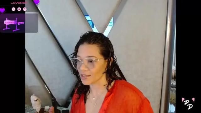 Image 3 of paula_daniela1 Stream on Chaturbate on 3 months ago