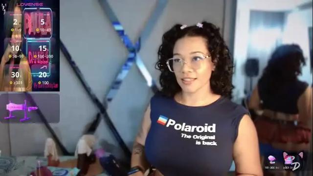 Image 4 of paula_daniela1 Stream on Chaturbate on 2 months ago