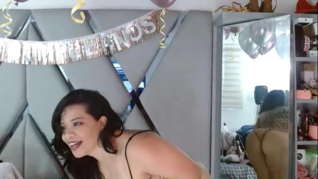 Image 2 of paula_daniela1 Stream on Chaturbate on 2 months ago