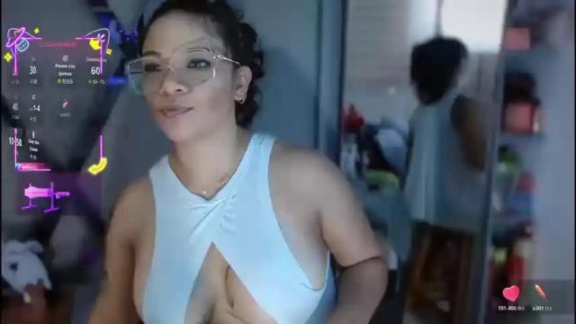 Image 2 of paula_daniela1 Stream on Chaturbate on 1 month ago