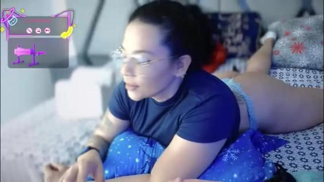 Image 2 of paula_daniela1 Stream on Chaturbate on 6 days ago