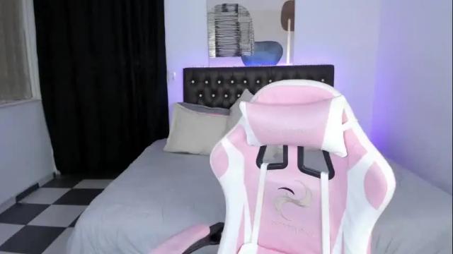Image 3 of paula_kawaiifu Stream on Chaturbate on 1 month ago
