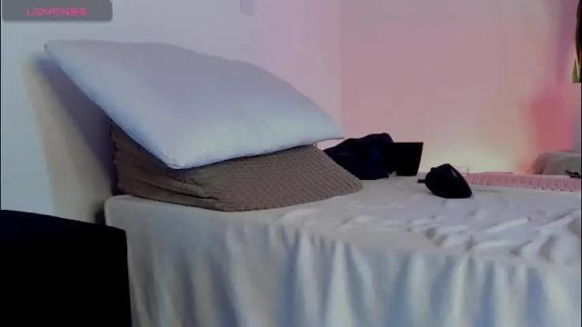 Image 2 of paula_perez07 Stream on Chaturbate on 1 month ago