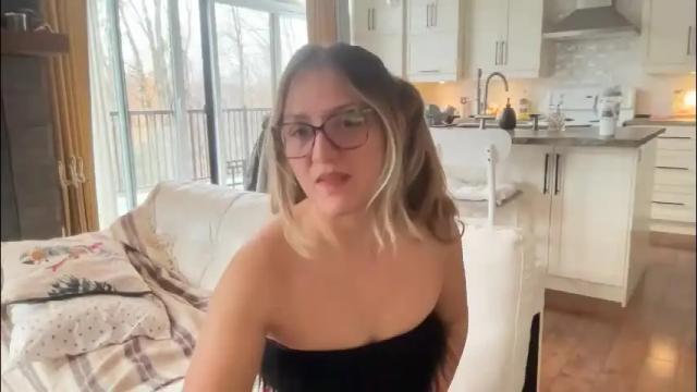 Image 11 of paulilafay Stream on Chaturbate on 2 months ago