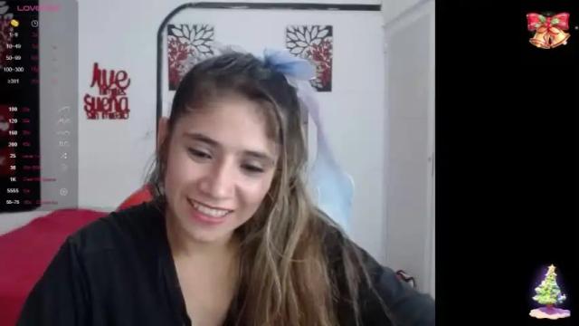 Image 10 of paulina_blonde Stream on Chaturbate on 17 months ago