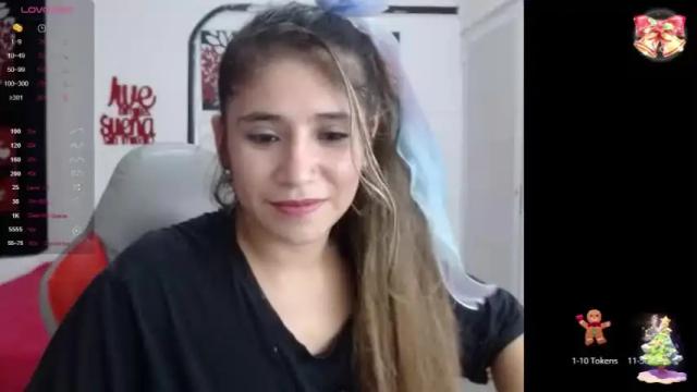 Image 12 of paulina_blonde Stream on Chaturbate on 17 months ago