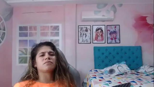 Image 12 of paulina_blonde Stream on Chaturbate on 17 months ago
