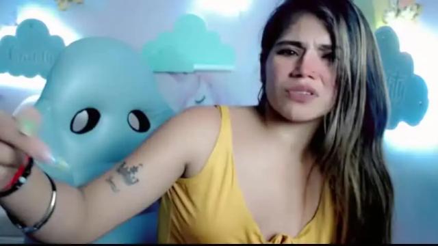 Image 12 of paulina_blonde Stream on Chaturbate on 17 months ago