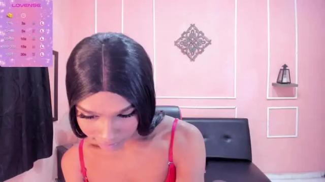 Image 2 of paulina_cristal Stream on Chaturbate on 19 months ago