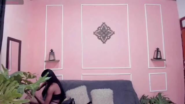 Image 3 of paulina_cristal Stream on Chaturbate on 16 months ago