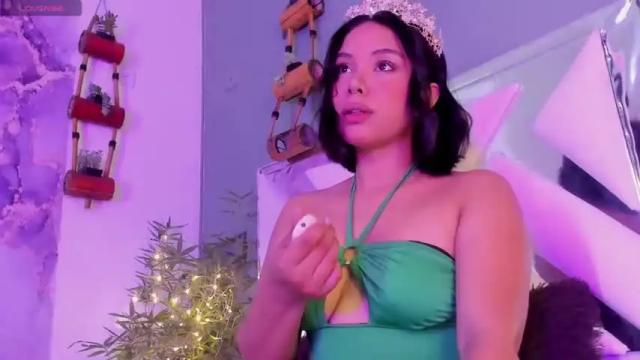 Image 2 of paulina_santos_ Stream on Chaturbate on 12 months ago