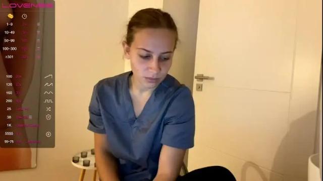 Image 3 of paulina_sw Stream on Chaturbate on 19 months ago