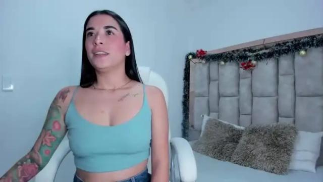 Thumbnail 1, paulinaa_cruz's Stream at Chaturbate, 17 months ago