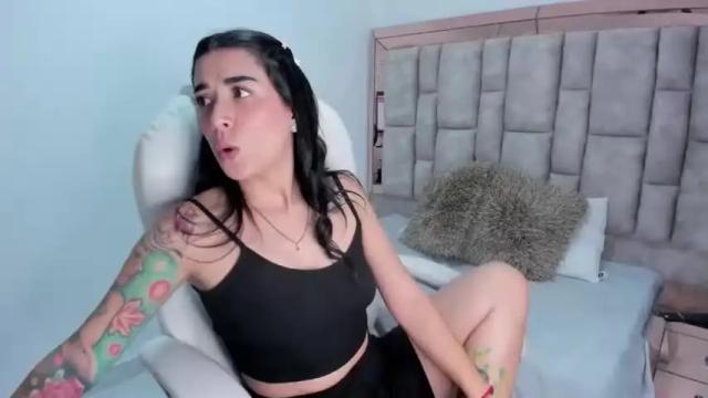 Image 10 of paulinaa_cruz Stream on Chaturbate on 17 months ago