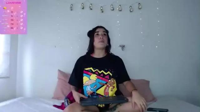 Image 8 of paulinaa_cruz Stream on Chaturbate on 15 months ago