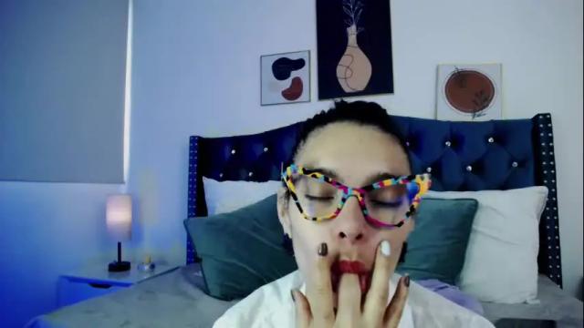 Thumbnail 2, paulinabarnett_'s Stream at Chaturbate, 1 month ago