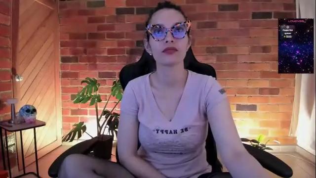Thumbnail 1, paulinabarnett_'s Stream at Chaturbate, 22 days ago