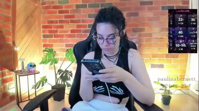 Image 4 of paulinabarnett_ Stream on Chaturbate on 17 days ago