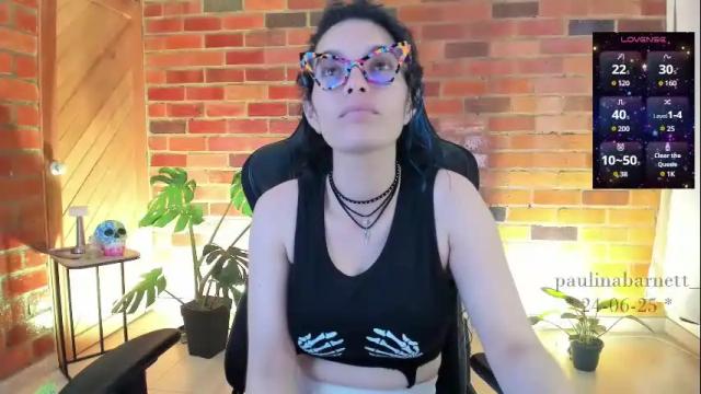 Image 8 of paulinabarnett_ Stream on Chaturbate on 17 days ago