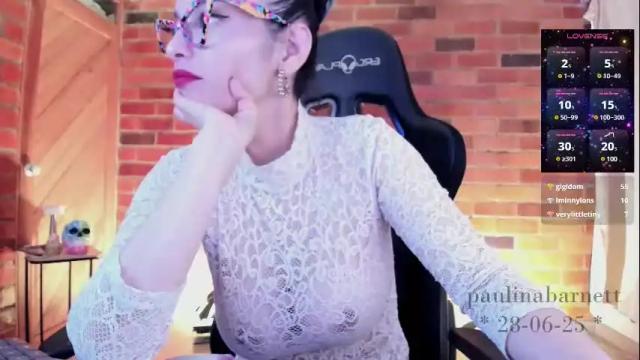 Image 10 of paulinabarnett_ Stream on Chaturbate on 13 days ago