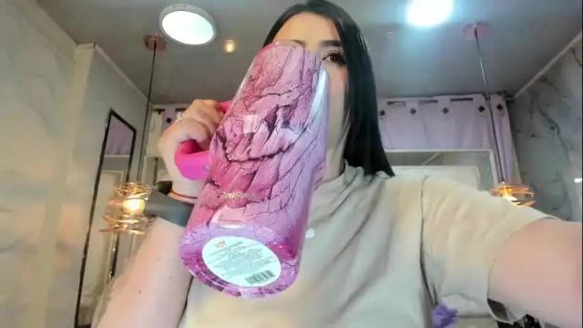 Thumbnail 1, paulinabelen21's Stream at Chaturbate, 2 months ago