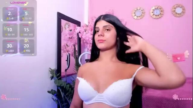 Image 3 of paulinabelle Stream on Chaturbate on 3 days ago